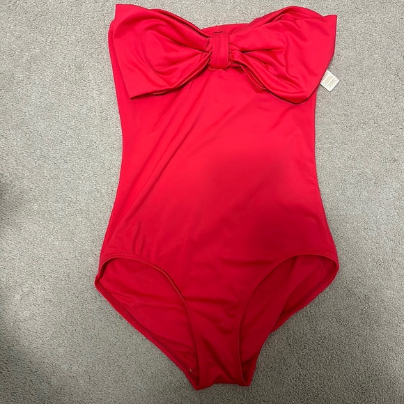 Kate Spade NWT Bow Coral one piece swimsuit Medium - Picture 1 of 3